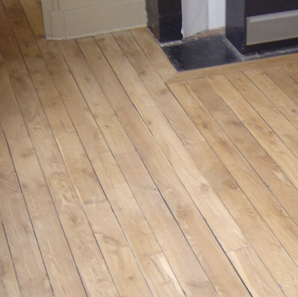 Restauration de parquet ancien à Paris